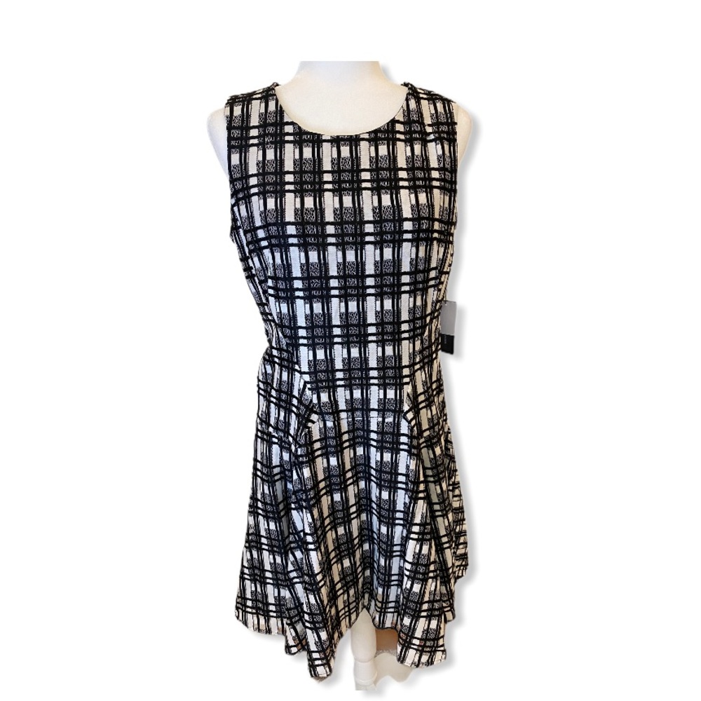 Tommy Hilfger: Gridlace Fit and Flare Dress NWT